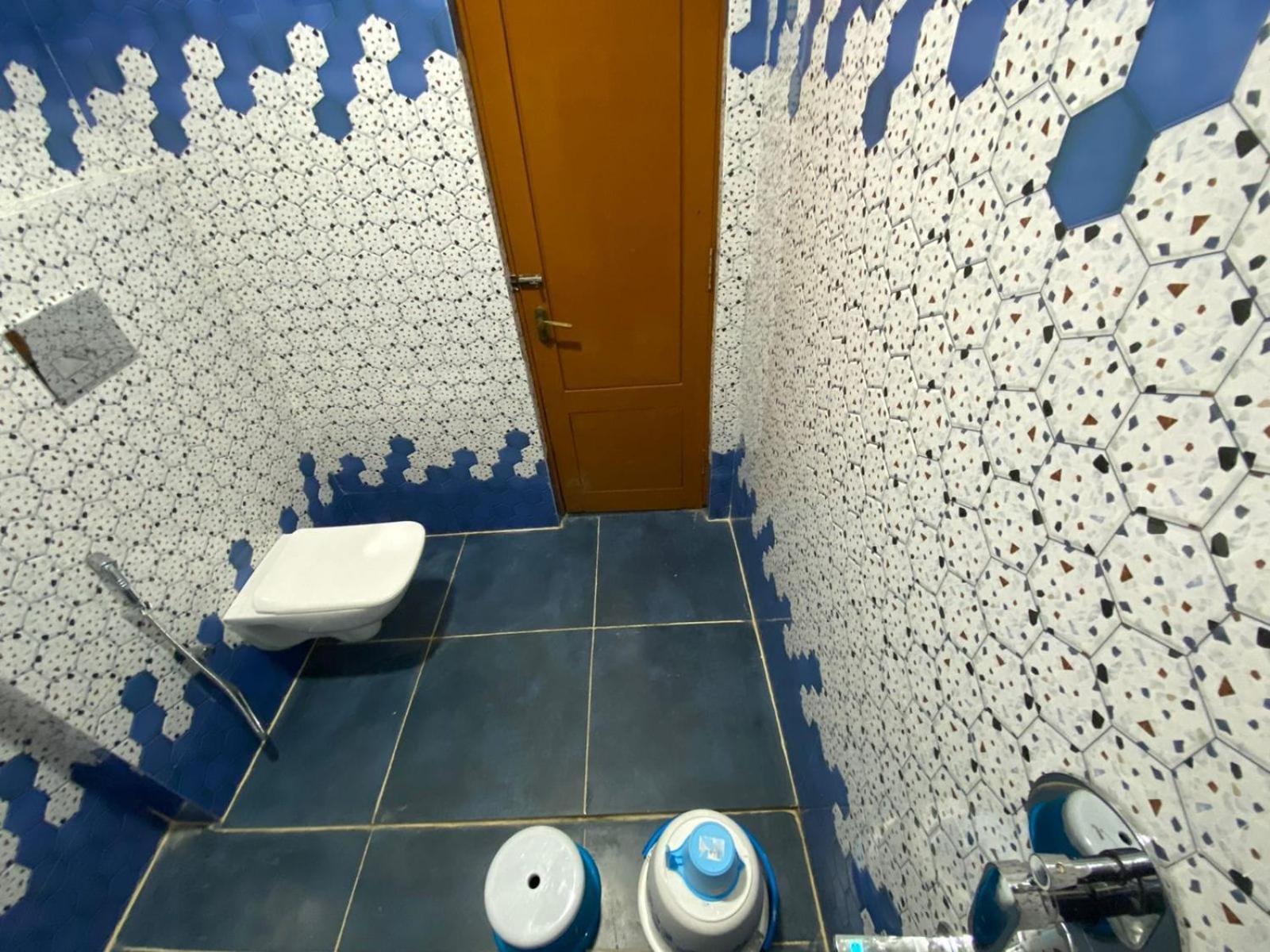 Hotel Kp Suites Metro Hyderabad Esterno foto